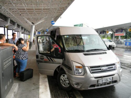 Xe 7 chỗ sân bay Tân Sơn Nhất – Đón người thân nhanh chóng, tiện lợi, đúng giờ!